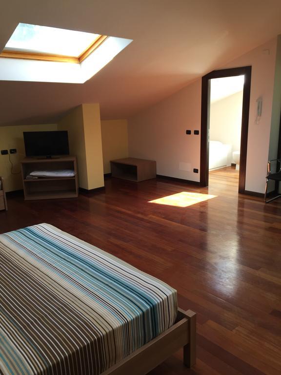 Almaresort B&B Rom Zimmer foto